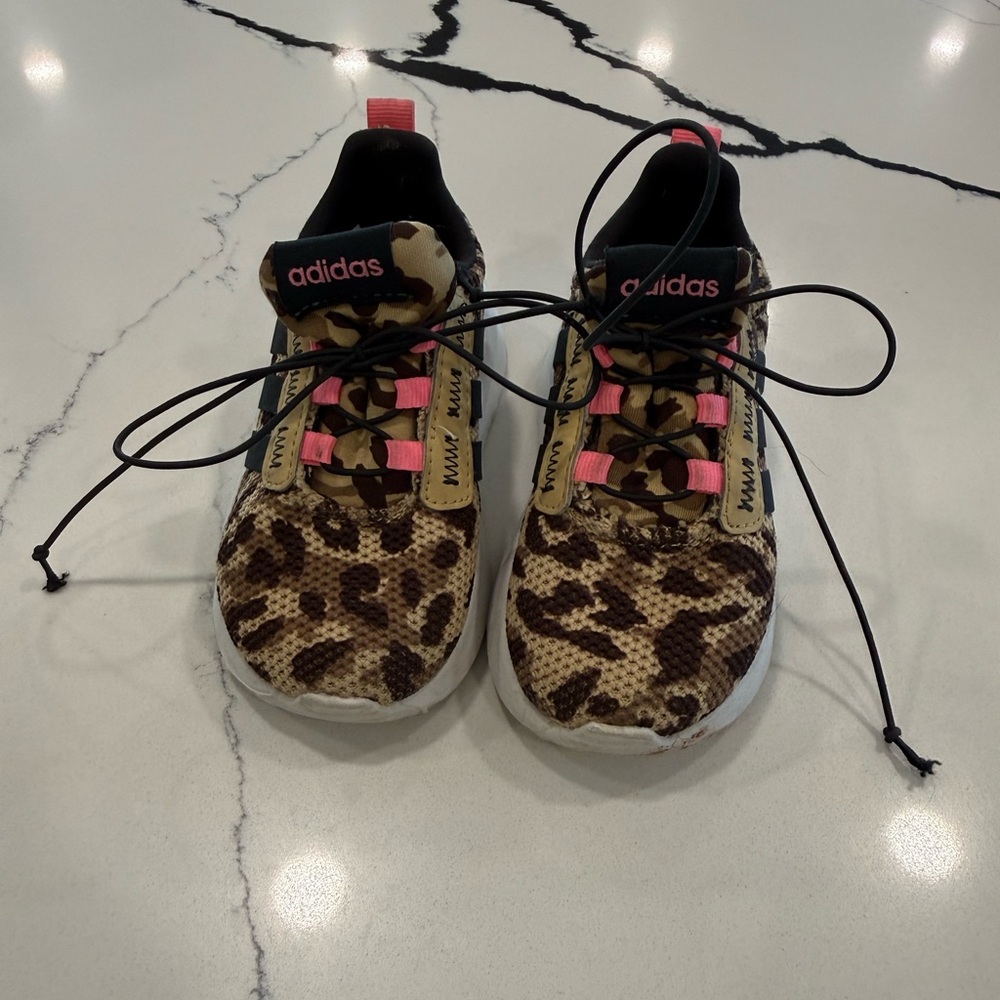 adidas Kids toddler Leopard Print Sneakers with Pink Accents